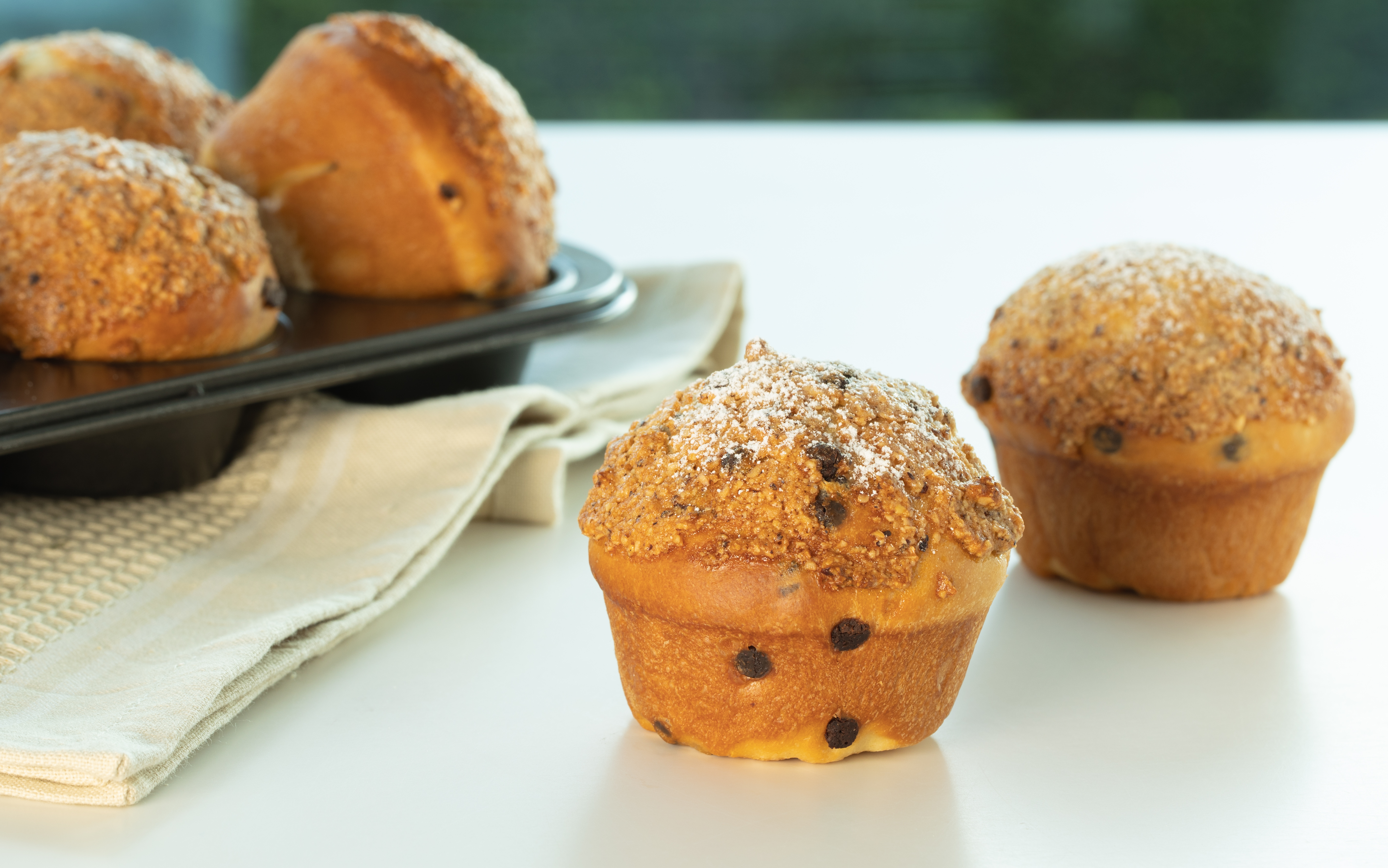 Brioche met een vleugje sinaasappel en chocoladedruppels
